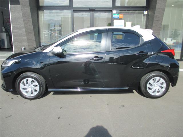 ヤリス ハイブリッドG LEDライト フルセグTV スマートキ Bモニター ドライブレコーダー ETC車載器 横滑り防止装置 クルコン セキュリティアラーム AC100V電源 パワステ 点検記録簿 メモリーナビゲーション(4枚目)