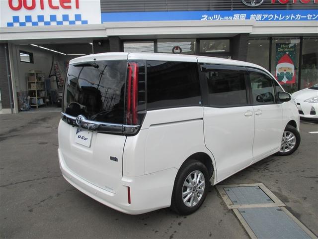 ノア ハイブリッドＸ　ＴＳＳ　両側電動ドア　Ｂカメラ　１オーナー　ＤＶＤ再生可　横滑り防止　エアバック　オートエアコン　リアクーラー　パワーウィンドウ　メモリ－ナビ　ＡＷ　ＬＥＤヘッド　クルコン　キーフリー　Ｄレコ　ＡＵＸ（4枚目）