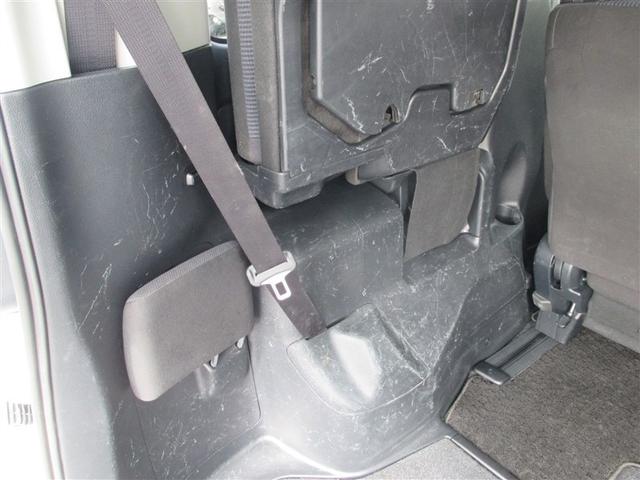 ノア ハイブリッドＸ　ＴＳＳ　両側電動ドア　Ｂカメラ　１オーナー　ＤＶＤ再生可　横滑り防止　エアバック　オートエアコン　リアクーラー　パワーウィンドウ　メモリ－ナビ　ＡＷ　ＬＥＤヘッド　クルコン　キーフリー　Ｄレコ　ＡＵＸ（5枚目）