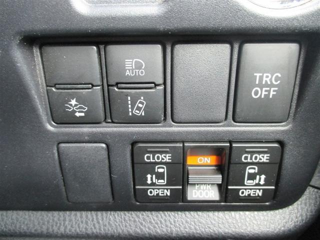 ノア ハイブリッドＸ　ＴＳＳ　両側電動ドア　Ｂカメラ　１オーナー　ＤＶＤ再生可　横滑り防止　エアバック　オートエアコン　リアクーラー　パワーウィンドウ　メモリ－ナビ　ＡＷ　ＬＥＤヘッド　クルコン　キーフリー　Ｄレコ　ＡＵＸ（12枚目）