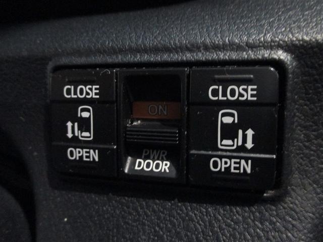 シエンタ ファンベースＧ　バックモニタ－　イモビ　パワステ　ＬＥＤライト　アイスト　デュアルエアバッグ　横滑り防止装置　エアバッグ　オートエアコン　パワーウィンドウ　ＡＢＳ　スマートキー　ＥＴＣ　ワンセグ　ウォークスルー（11枚目）