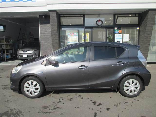 アクア Ｓ　スマートキープッシュスタート　キーレスエントリ　フルセグ地デジ　イモビ　ナビ＆ＴＶ　オートエアコン　デュアルエアバック　ＥＳＣ　パワーウィンドウ　ＤＶＤ再生可能　ＳＲＳ　パワーステアリング　ＡＢＳ（5枚目）