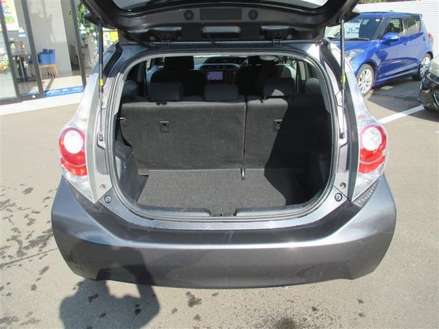 アクア Ｓ　スマートキープッシュスタート　キーレスエントリ　フルセグ地デジ　イモビ　ナビ＆ＴＶ　オートエアコン　デュアルエアバック　ＥＳＣ　パワーウィンドウ　ＤＶＤ再生可能　ＳＲＳ　パワーステアリング　ＡＢＳ（8枚目）