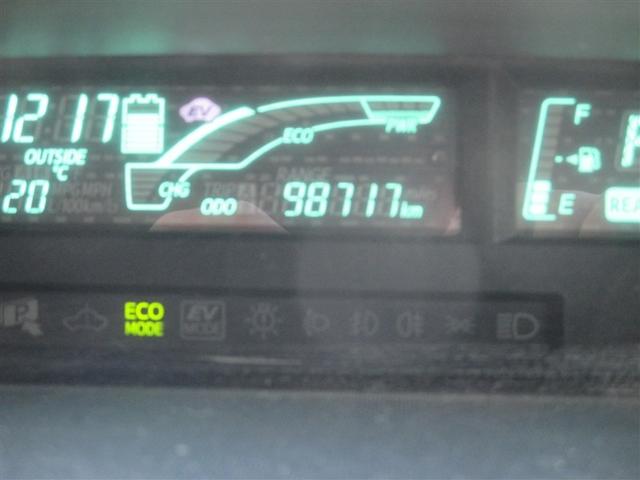 アクア Ｓ　スマートキープッシュスタート　キーレスエントリ　フルセグ地デジ　イモビ　ナビ＆ＴＶ　オートエアコン　デュアルエアバック　ＥＳＣ　パワーウィンドウ　ＤＶＤ再生可能　ＳＲＳ　パワーステアリング　ＡＢＳ（12枚目）