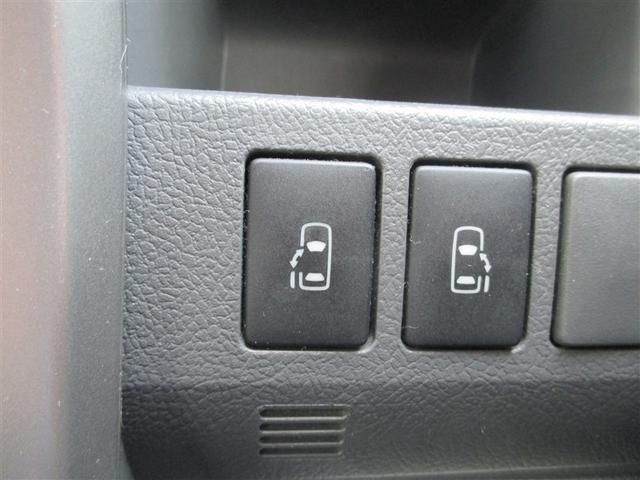 ヴォクシー Ｚ　パワーウインドウ　アルミホイル　パワーステアリング　ＥＴＣ付き　ＡＵＴＯエアコン　ＡＢＳ　三列シート　ＴＶナビ　盗難防止装置　メモリーナビ　記録簿　キーレスエントリ　スマートキープッシュスタート（11枚目）