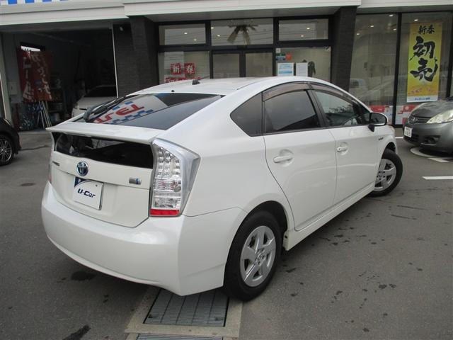 プリウス Ｓ　Ｂモニタ－　フルセグ地デジ　インテリキー　デュアルエアバック　エアＢ　イモビライザー　ＤＶＤ再生可能　ナビＴＶ　ＡＵＴＯエアコン　横スベリ防止　アルミホイール　ＥＴＣ装備　ＡＢＳ　サイドエアバッグ（4枚目）