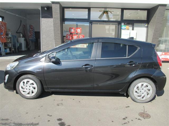 アクア Ｓ　スマートキープッシュスタート　キーレスエントリ　ＬＥＤヘッドライト　フルセグ地デジ　イモビ　ナビ＆ＴＶ　オートエアコン　デュアルエアバック　ＥＳＣ　Ｂカメラ　パワーウィンドウ　ＥＴＣ　ＤＶＤ再生可能（4枚目）