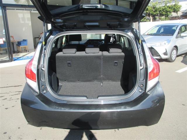 アクア Ｓ　スマートキープッシュスタート　キーレスエントリ　ＬＥＤヘッドライト　フルセグ地デジ　イモビ　ナビ＆ＴＶ　オートエアコン　デュアルエアバック　ＥＳＣ　Ｂカメラ　パワーウィンドウ　ＥＴＣ　ＤＶＤ再生可能（9枚目）