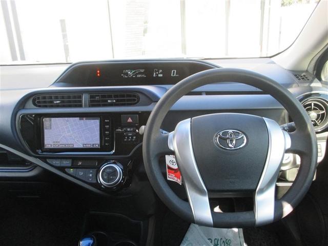 アクア Ｓ　スマートキープッシュスタート　キーレスエントリ　ＬＥＤヘッドライト　フルセグ地デジ　イモビ　ナビ＆ＴＶ　オートエアコン　デュアルエアバック　ＥＳＣ　Ｂカメラ　パワーウィンドウ　ＥＴＣ　ＤＶＤ再生可能（10枚目）