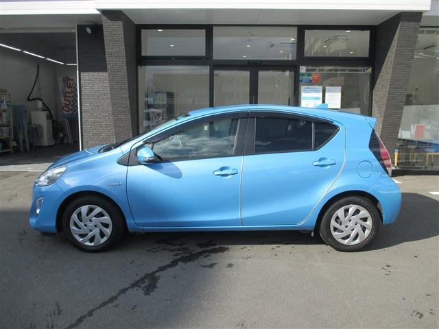 アクア Gブラックソフトレザーセレクション セキュリティー TVナビ Sキー Wエアバッグ ESC DVD再生可能 キーレス バックカメラ ABS ETC メモリーナビ パワーステアリング エアバック PW オ-トエアコン サイドエアバッグ(3枚目)