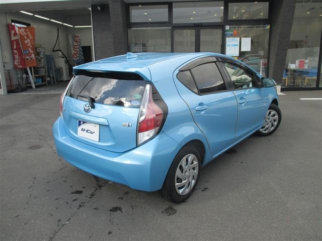 アクア Gブラックソフトレザーセレクション セキュリティー TVナビ Sキー Wエアバッグ ESC DVD再生可能 キーレス バックカメラ ABS ETC メモリーナビ パワーステアリング エアバック PW オ-トエアコン サイドエアバッグ(4枚目)