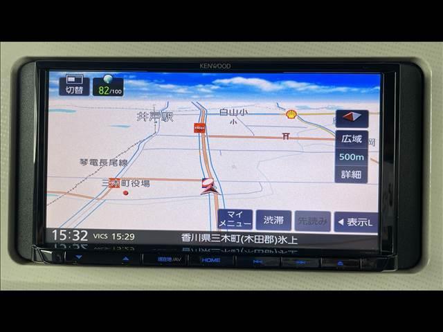 ムーヴキャンバス Ｇ　“メイクアップＳＡＩＩ”　社外メモリーナビ／両側電動スライドドア／衝突軽減ブレーキ／横滑り防止システム／電動ミラー／ワンセグＴＶ／プッシュスタート／スマートキー／アイドリングストップ／フロアマット／電動ミラー（6枚目）