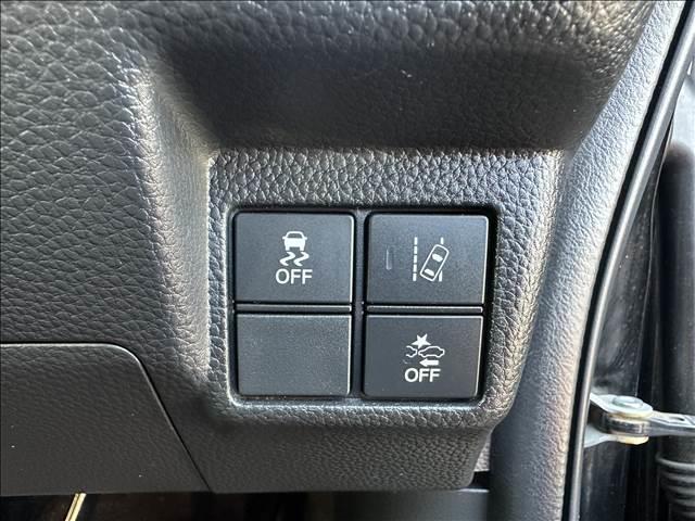 Ｎ－ＢＯＸカスタム カスタム　Ｇ・Ｌターボ　Ｈｏｎｄａ　ＳＥＮＳＩＮＧ　純正ディーラーナビ／バックカメラ／ホンダセンシング／オートクルーズコントロール／レーンアシスト／プッシュスタート／スマートキー／ステアリングスイッチ／ＬＥＤヘッドライト／オートライト（17枚目）