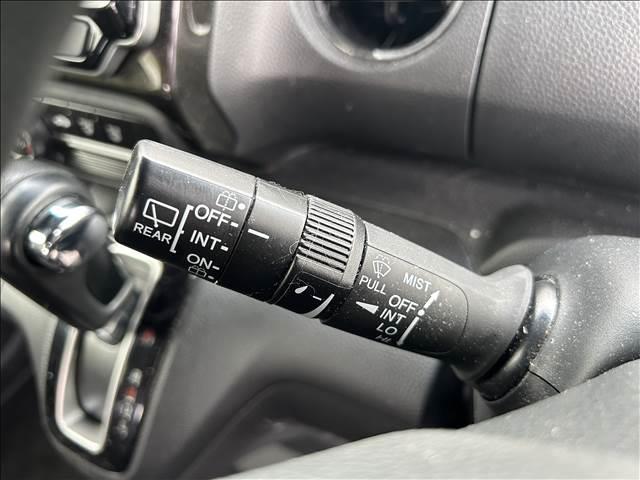 Ｎ－ＢＯＸカスタム カスタムＧ・Ｌ　Ｈｏｎｄａ　ＳＥＮＳＩＮＧ　ナビゲーション／バックカメラ／ＥＴＣ／オートクルーズコントロール／片側電動スライドドア／衝突軽減システム／ＬＥＤヘッドライト／レーンアシスト／スマートキー／フロントフォグランプ／ステアリングスイッチ（15枚目）