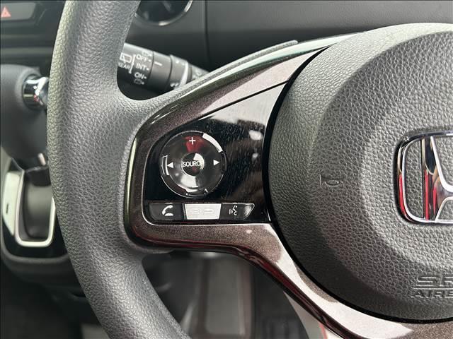 Ｎ－ＢＯＸカスタム カスタムＧ・Ｌ　Ｈｏｎｄａ　ＳＥＮＳＩＮＧ　ナビゲーション／バックカメラ／両側スライド片側電動／ＬＥＤヘッドライト／オートライト／フロントフォグランプ／衝突軽減システム／レーンアシスト／オートクルーズコントロール／ステアリングスイッチ（13枚目）