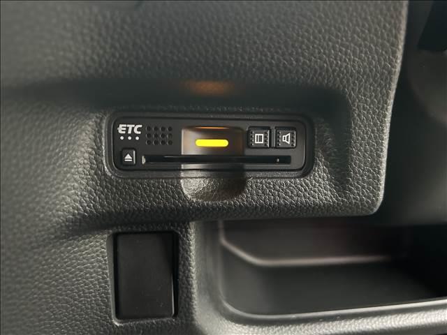 Ｎ－ＢＯＸカスタム カスタムＧ・Ｌ　Ｈｏｎｄａ　ＳＥＮＳＩＮＧ　ナビゲーション／バックカメラ／両側スライド片側電動／ＬＥＤヘッドライト／オートライト／フロントフォグランプ／衝突軽減システム／レーンアシスト／オートクルーズコントロール／ステアリングスイッチ（17枚目）