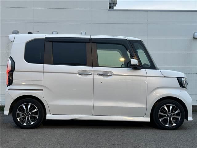 Ｎ－ＢＯＸカスタム カスタムＧ・Ｌ　Ｈｏｎｄａ　ＳＥＮＳＩＮＧ　ナビゲーション／バックカメラ／両側スライド片側電動／ＬＥＤヘッドライト／オートライト／フロントフォグランプ／衝突軽減システム／レーンアシスト／オートクルーズコントロール／ステアリングスイッチ（35枚目）
