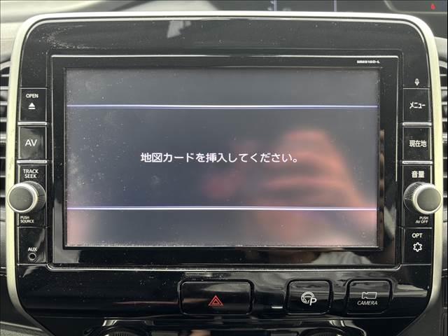 セレナ ハイウェイスター　Ｖセレクション　ナビゲーション／ＥＴＣ／ドライブレコーダー／クルーズコントロール／フリップダウンモニター／両側電動スライドドア／オートライト／オートエアコン／電動格納ミラー／純正アルミホイール／バックカメラ（5枚目）