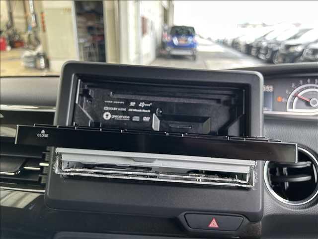 Ｎ－ＢＯＸカスタム カスタム　Ｇ・Ｌ　Ｈｏｎｄａ　ＳＥＮＳＩＮＧ　ナビゲーション／ＥＴＣ／ドライブレコーダー／スマートキー／アイドリングストップ／衝突被害軽減システム／レーンアシスト／バックカメラ／ＬＥＤヘッドライト／オートライト／オートエアコン／フロアマット（10枚目）