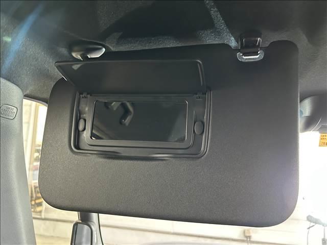 Ｎ－ＢＯＸカスタム カスタム　Ｇ・Ｌ　Ｈｏｎｄａ　ＳＥＮＳＩＮＧ　ナビゲーション／ＥＴＣ／ドライブレコーダー／スマートキー／アイドリングストップ／衝突被害軽減システム／レーンアシスト／バックカメラ／ＬＥＤヘッドライト／オートライト／オートエアコン／フロアマット（23枚目）