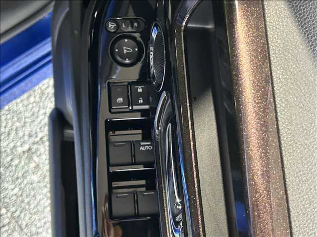 Ｎ－ＢＯＸカスタム カスタム　Ｇ・Ｌ　Ｈｏｎｄａ　ＳＥＮＳＩＮＧ　ナビゲーション／ＥＴＣ／ドライブレコーダー／スマートキー／アイドリングストップ／衝突被害軽減システム／レーンアシスト／バックカメラ／ＬＥＤヘッドライト／オートライト／オートエアコン／フロアマット（26枚目）