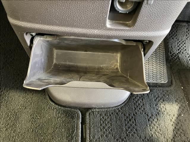 Ｎ－ＢＯＸ Ｇ　Ｈｏｎｄａ　ＳＥＮＳＩＮＧ　ナビゲーション／ＥＴＣ／ドライブレコーダー／バックカメラ／アダプティブクルーズコントロール／レーンキープアシスト／ＬＥＤヘッドライト／オートライト／オートエアコン／衝突被害軽減システム（27枚目）