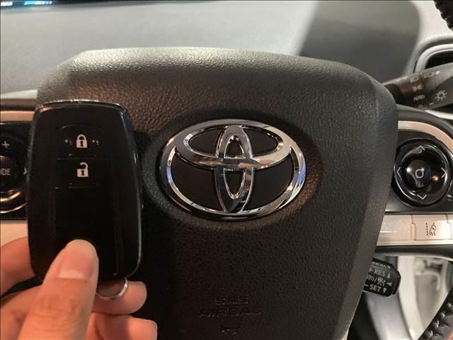 プリウス Ｓ　ナビゲーション／ＥＴＣ／バックカメラ／ドライブレコーダー／クルーズコントロール／ＬＥＤヘッドライト／オートライト／オートエアコン／スマートキー／オートマチックハイビーム／レーンキープアシスト（40枚目）