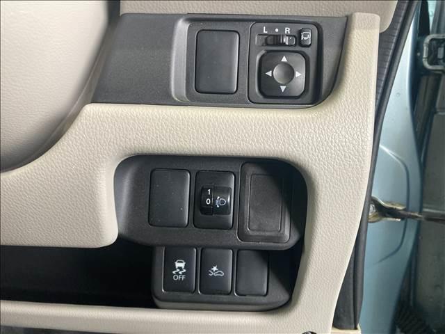 デイズ J ナビゲーション/ドライブレコーダー前後/衝突被害軽減システム/キーレスエントリー/ヘッドライトレベライザー/電動格納ミラー/フロアマット/サイドバイザー/ベンチシート(16枚目)