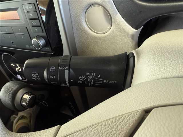 eKワゴン M e-Assist 純正オーディオ/衝突被害軽減システム/アイドリングストップ/シートヒーター/キーレスエントリー/ドライブレコーダー/電動格納ミラー/ヘッドライトレベライザー/ベンチシート/オートエアコン(7枚目)