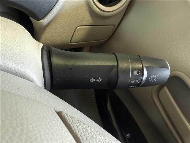 eKワゴン M e-Assist 純正オーディオ/衝突被害軽減システム/アイドリングストップ/シートヒーター/キーレスエントリー/ドライブレコーダー/電動格納ミラー/ヘッドライトレベライザー/ベンチシート/オートエアコン(8枚目)