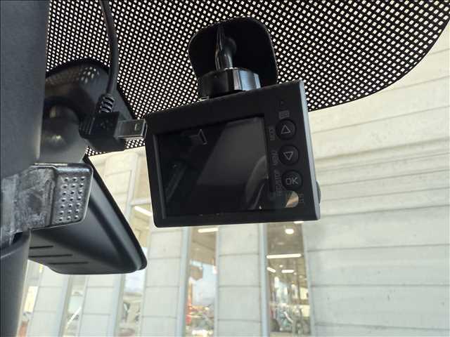 eKワゴン M e-Assist 純正オーディオ/衝突被害軽減システム/アイドリングストップ/シートヒーター/キーレスエントリー/ドライブレコーダー/電動格納ミラー/ヘッドライトレベライザー/ベンチシート/オートエアコン(14枚目)