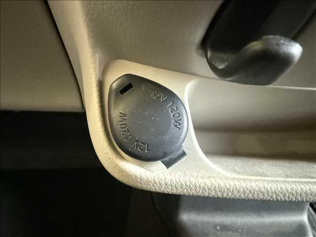 eKワゴン M e-Assist 純正オーディオ/衝突被害軽減システム/アイドリングストップ/シートヒーター/キーレスエントリー/ドライブレコーダー/電動格納ミラー/ヘッドライトレベライザー/ベンチシート/オートエアコン(18枚目)