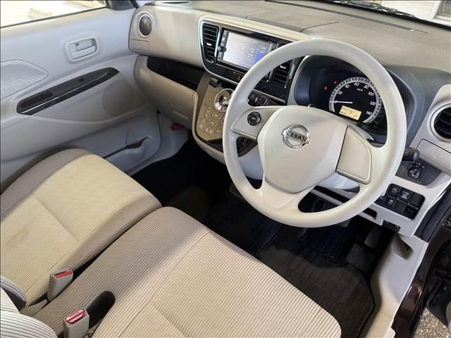 デイズルークス X ナビゲーション/衝突被害軽減システム/アイドリングストップ/電動スライドドア/ヘッドライトレベライザー/電動格納ミラー/全周囲カメラ/オートエアコン/スマートキー/プッシュスタート/ベンチシート(26枚目)