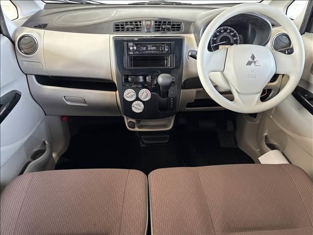 ｅＫワゴン Ｅ　社外オーディオ／キーレスエントリー／シートヒーター／電動格納ミラー／ヘッドライトレベライザー／ベンチシート／フロアマット／サイドバイザー／横滑防止装置／エアコン（2枚目）