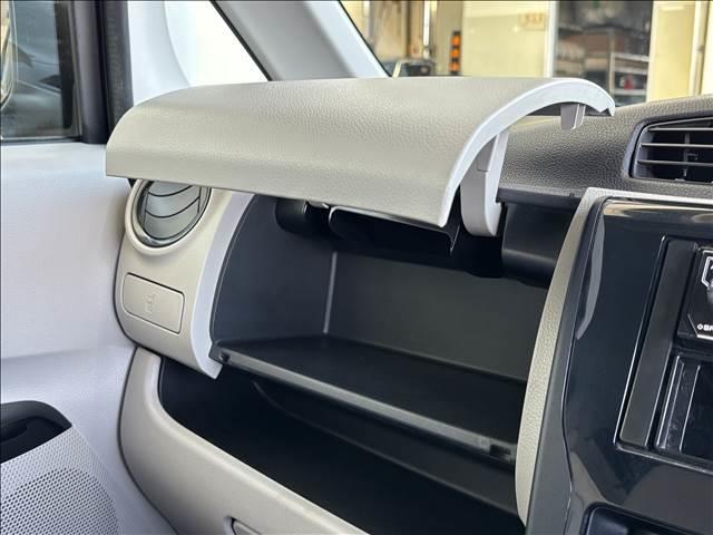 ｅＫワゴン Ｅ　社外オーディオ／キーレスエントリー／シートヒーター／電動格納ミラー／ヘッドライトレベライザー／ベンチシート／フロアマット／サイドバイザー／横滑防止装置／エアコン（16枚目）