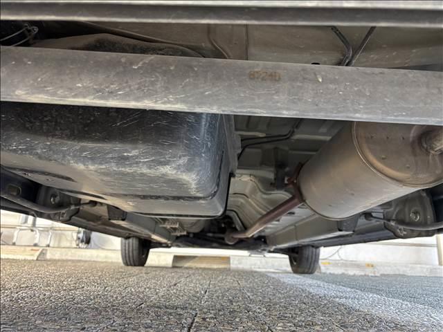 ｅＫワゴン Ｅ　社外オーディオ／キーレスエントリー／シートヒーター／電動格納ミラー／ヘッドライトレベライザー／ベンチシート／フロアマット／サイドバイザー／横滑防止装置／エアコン（36枚目）