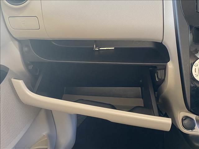 ｅＫワゴン Ｅ　純正オーディ／キーレスエントリー／シートヒーター／電動格納ミラー／ヘッドライトレベライザー／ベンチシート／フロアマット／サイドバイザー／横滑防止装置（16枚目）