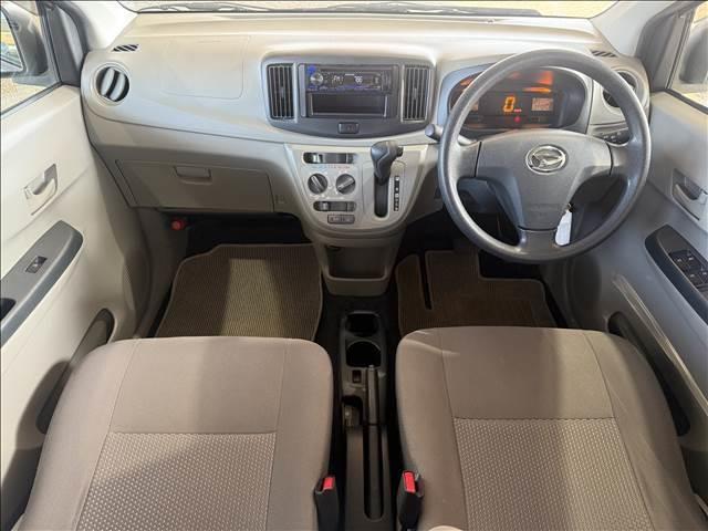 ミライース Ｌ　“ＳＡ”　社外オーディオ／衝突被害軽減システム／アイドリングストップ／ヘッドライトレベライザー／横滑防止装置／サイドバイザー／フロアマット（2枚目）