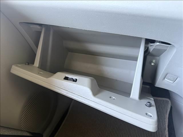 ミライース Ｌ　“ＳＡ”　社外オーディオ／衝突被害軽減システム／アイドリングストップ／ヘッドライトレベライザー／横滑防止装置／サイドバイザー／フロアマット（18枚目）