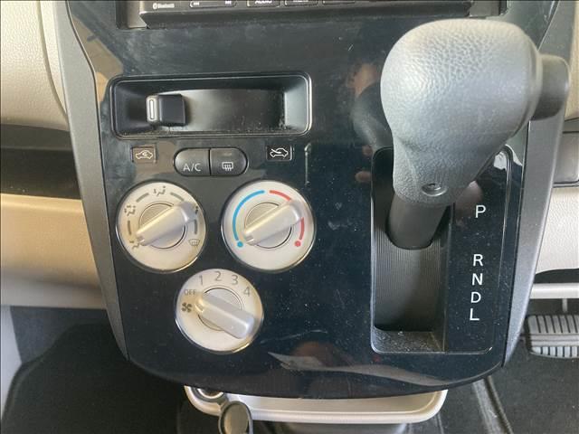 ｅＫワゴン Ｅ　ナビゲーション／ＥＴＣ／ドライブレコーダー／キーレスエントリー／ベンチシート／シートヒーター／ヘッドライトレベライザー／電動格納ミラー／フロアマット／サイドバイザー／横滑防止装置（12枚目）