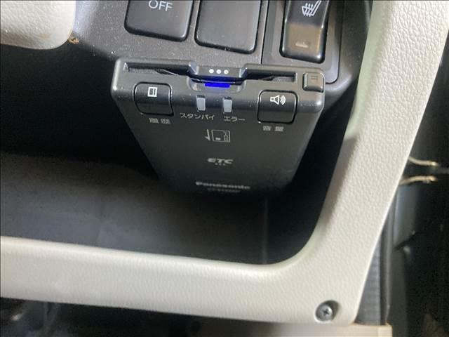 ｅＫワゴン Ｅ　ナビゲーション／ＥＴＣ／ドライブレコーダー／キーレスエントリー／ベンチシート／シートヒーター／ヘッドライトレベライザー／電動格納ミラー／フロアマット／サイドバイザー／横滑防止装置（13枚目）