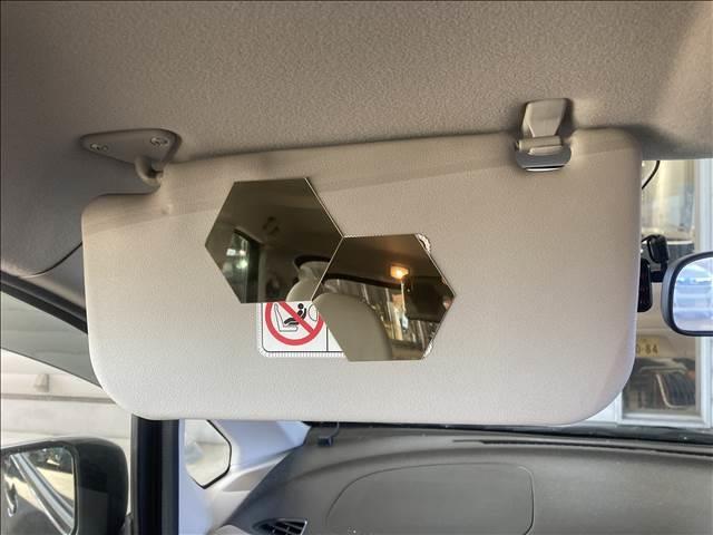 ｅＫワゴン Ｅ　ナビゲーション／ＥＴＣ／ドライブレコーダー／キーレスエントリー／ベンチシート／シートヒーター／ヘッドライトレベライザー／電動格納ミラー／フロアマット／サイドバイザー／横滑防止装置（18枚目）