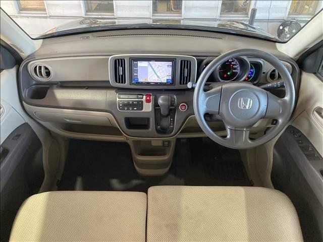 Ｎ－ＯＮＥ Ｇ　ナビゲーション／スマートキー／プッシュスタート／ヘッドライトレベライザー／ベンチシート／アイドリングストップ／横滑防止装置／オートエアコン／電動格納ミラー／フロアマット／サイドバイザー（2枚目）