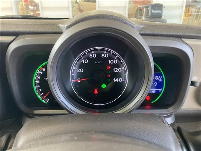 Ｎ－ＯＮＥ Ｇ　ナビゲーション／スマートキー／プッシュスタート／ヘッドライトレベライザー／ベンチシート／アイドリングストップ／横滑防止装置／オートエアコン／電動格納ミラー／フロアマット／サイドバイザー（3枚目）