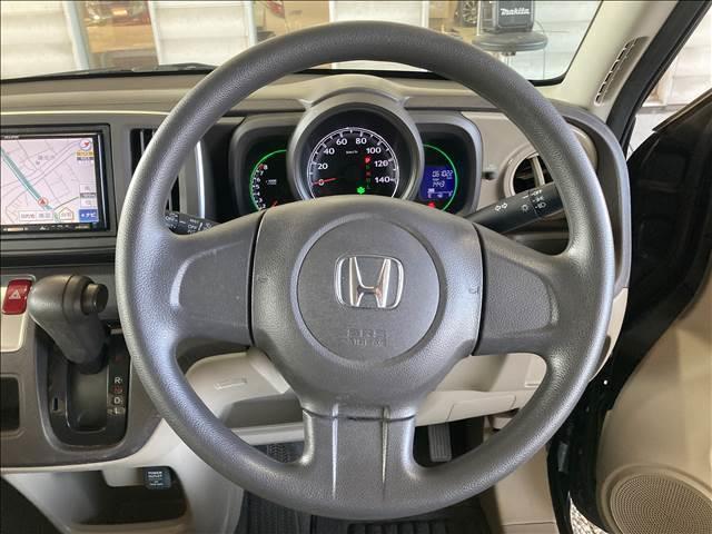 Ｎ－ＯＮＥ Ｇ　ナビゲーション／スマートキー／プッシュスタート／ヘッドライトレベライザー／ベンチシート／アイドリングストップ／横滑防止装置／オートエアコン／電動格納ミラー／フロアマット／サイドバイザー（9枚目）