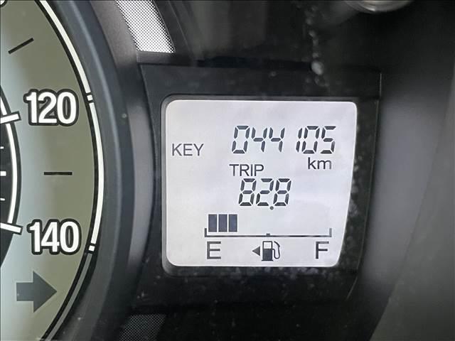 Ｎ－ＷＧＮ Ｇ　ＳＳパッケージ　ナビゲーション／ＥＴＣ／バックカメラ／スマートキー／プッシュスタート／アイドリングストップ／電動格納ミラー／オートライト／オートエアコン／ベンチシート／フロアマット／横滑防止装置（4枚目）