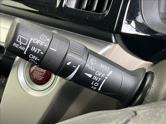 Ｎ－ＷＧＮ Ｇ　ＳＳパッケージ　ナビゲーション／ＥＴＣ／バックカメラ／スマートキー／プッシュスタート／アイドリングストップ／電動格納ミラー／オートライト／オートエアコン／ベンチシート／フロアマット／横滑防止装置（13枚目）