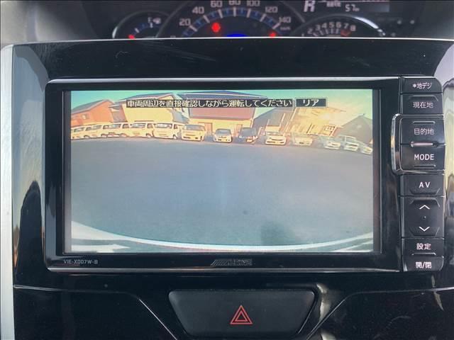 タント カスタムＲＳ“ＳＡ”　ナビゲーション／ＥＴＣ／ドライブレコーダー／バックカメラ／衝突被害軽減システム／アイドリングストップ／両側電動スライドドア／オートライト／オートエアコン／スマートキー／純正アルミホイール（9枚目）