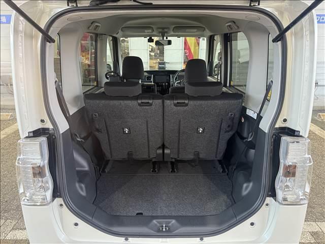 タント カスタムＲＳ“ＳＡ”　ナビゲーション／ＥＴＣ／ドライブレコーダー／バックカメラ／衝突被害軽減システム／アイドリングストップ／両側電動スライドドア／オートライト／オートエアコン／スマートキー／純正アルミホイール（32枚目）