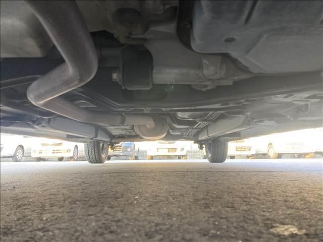 タント カスタムＲＳ“ＳＡ”　ナビゲーション／ＥＴＣ／ドライブレコーダー／バックカメラ／衝突被害軽減システム／アイドリングストップ／両側電動スライドドア／オートライト／オートエアコン／スマートキー／純正アルミホイール（40枚目）